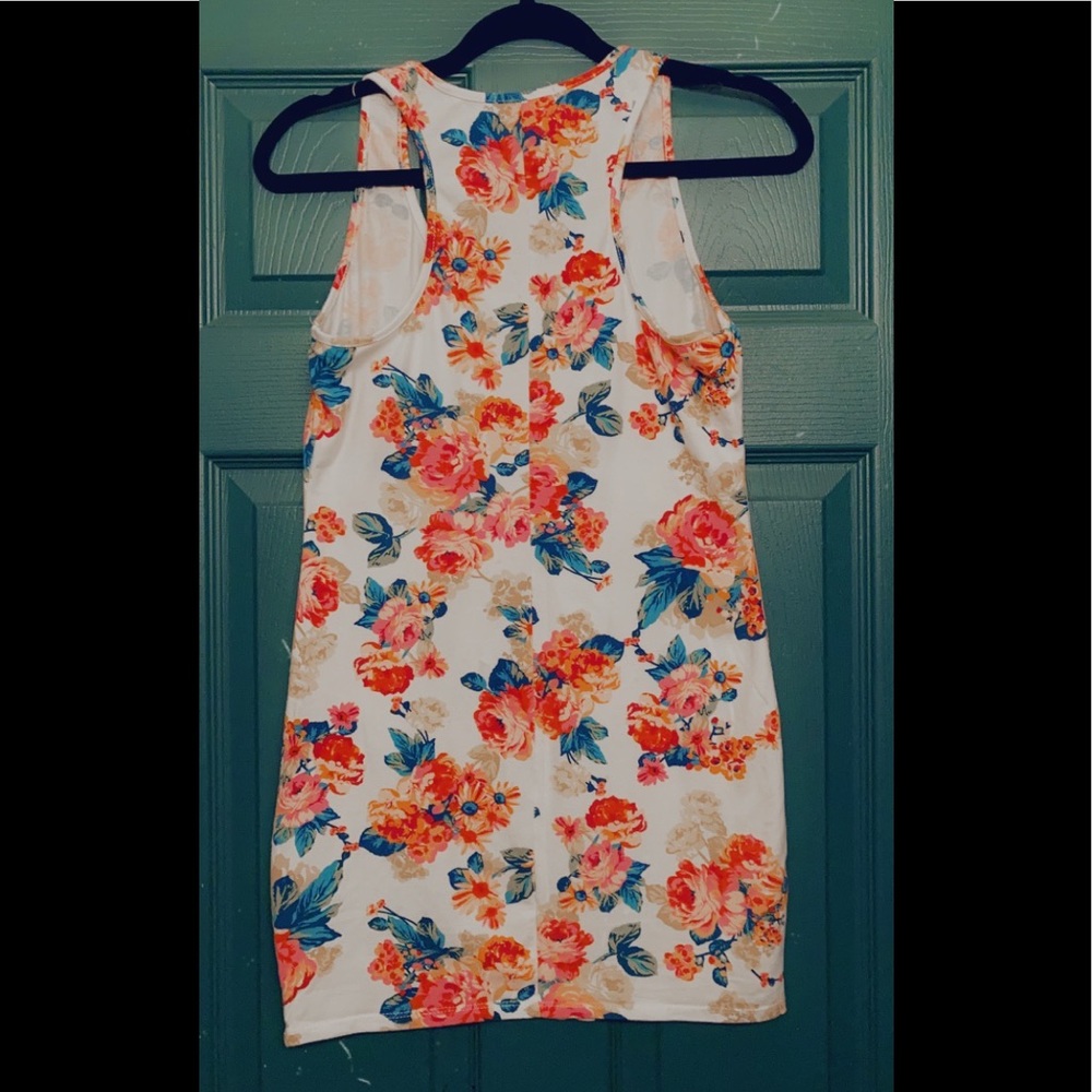 Sundress - Picture 2 of 2